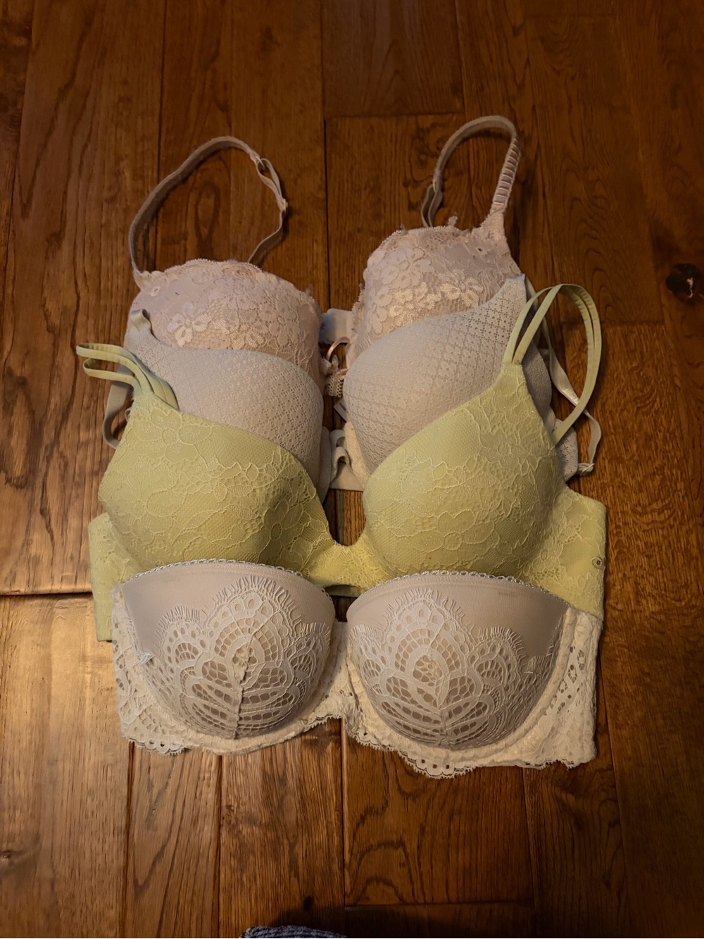 Victoria's Secret bras lot 34d Lace Push-Up Bra Trio - Light Yellow & Cream